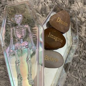 Positive Quote Stones in Holo Skull Box